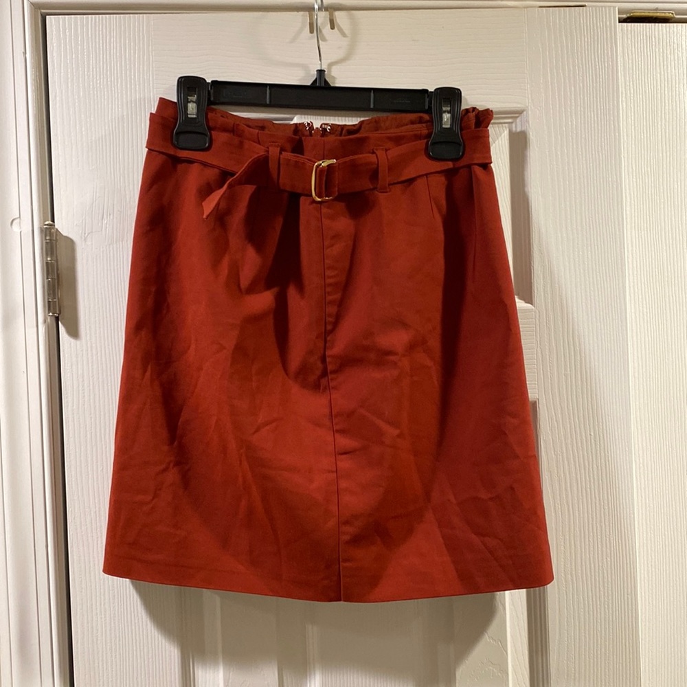 White House Black Market Petites; faux wrap style skirt with belt; size 8P